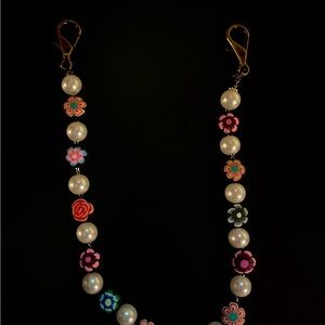 Floral Pearl Necklace